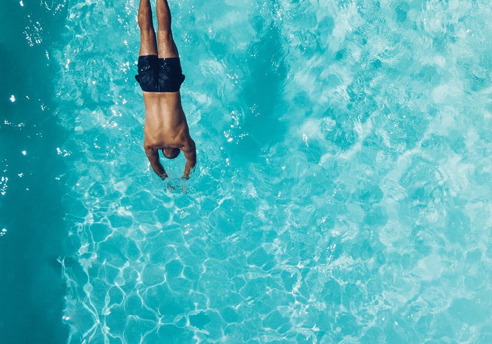 3 Reasons to Hire Someone for Pool Cleaning in Temecula